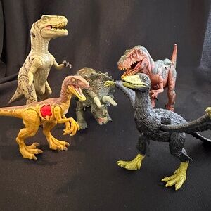 Set of 5 Posable Dinosaur Action Figure Set